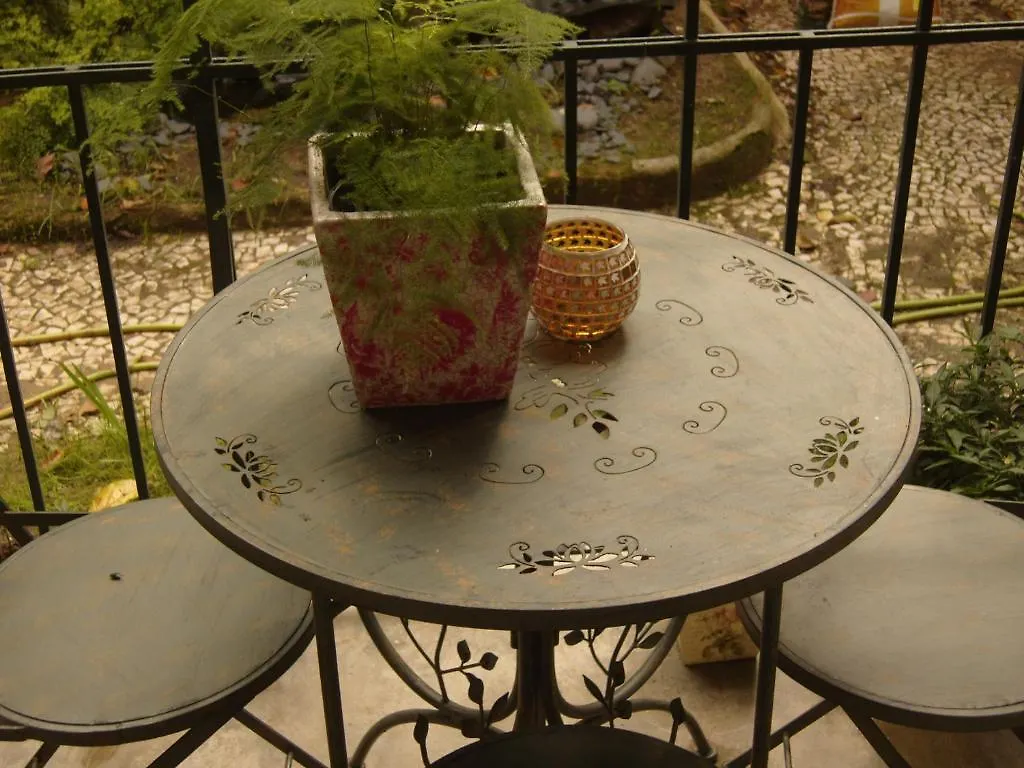 Bed & Breakfast Whatever Art B&B Lisbon