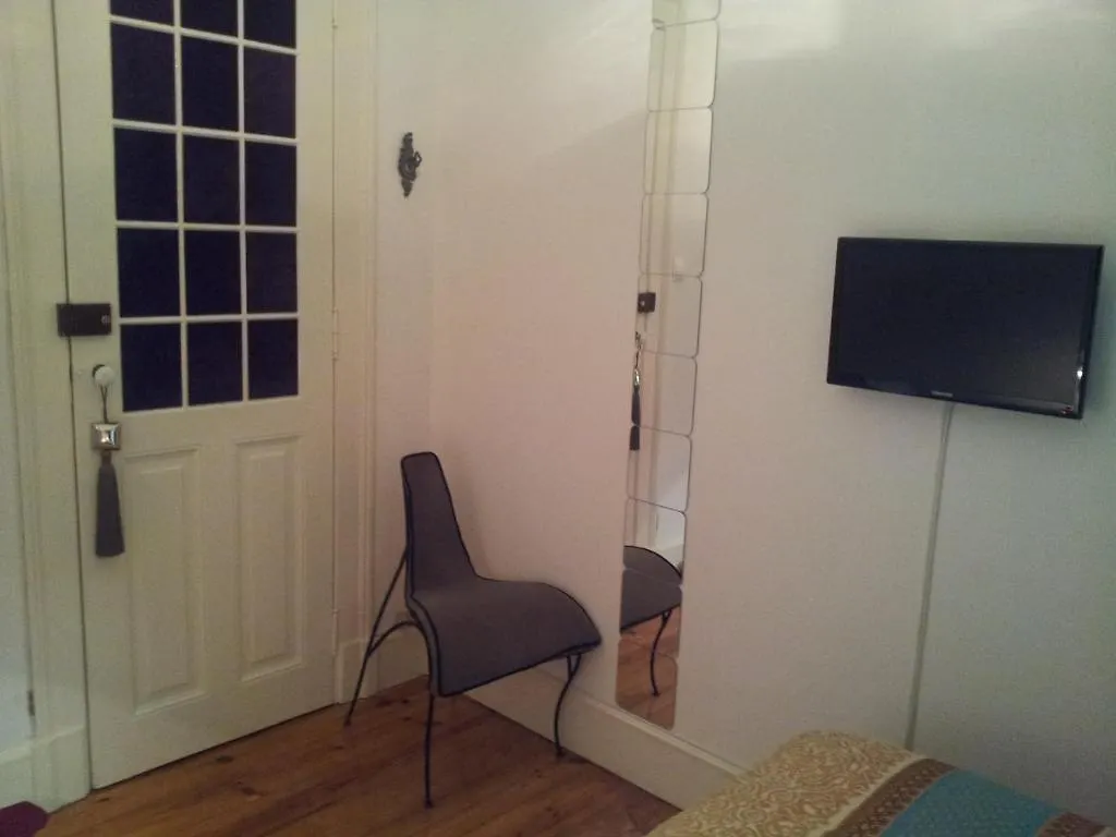 Whatever Art B&B Lisbon