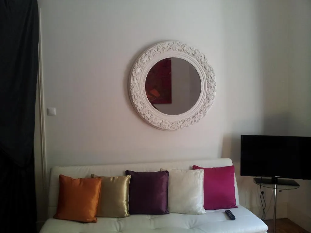 Whatever Art B&B Lisbon Bed & Breakfast
