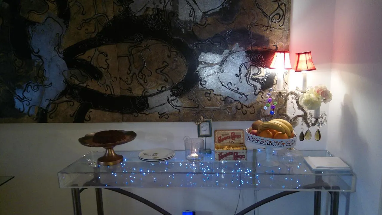Whatever Art B&B Lisbon Portugal